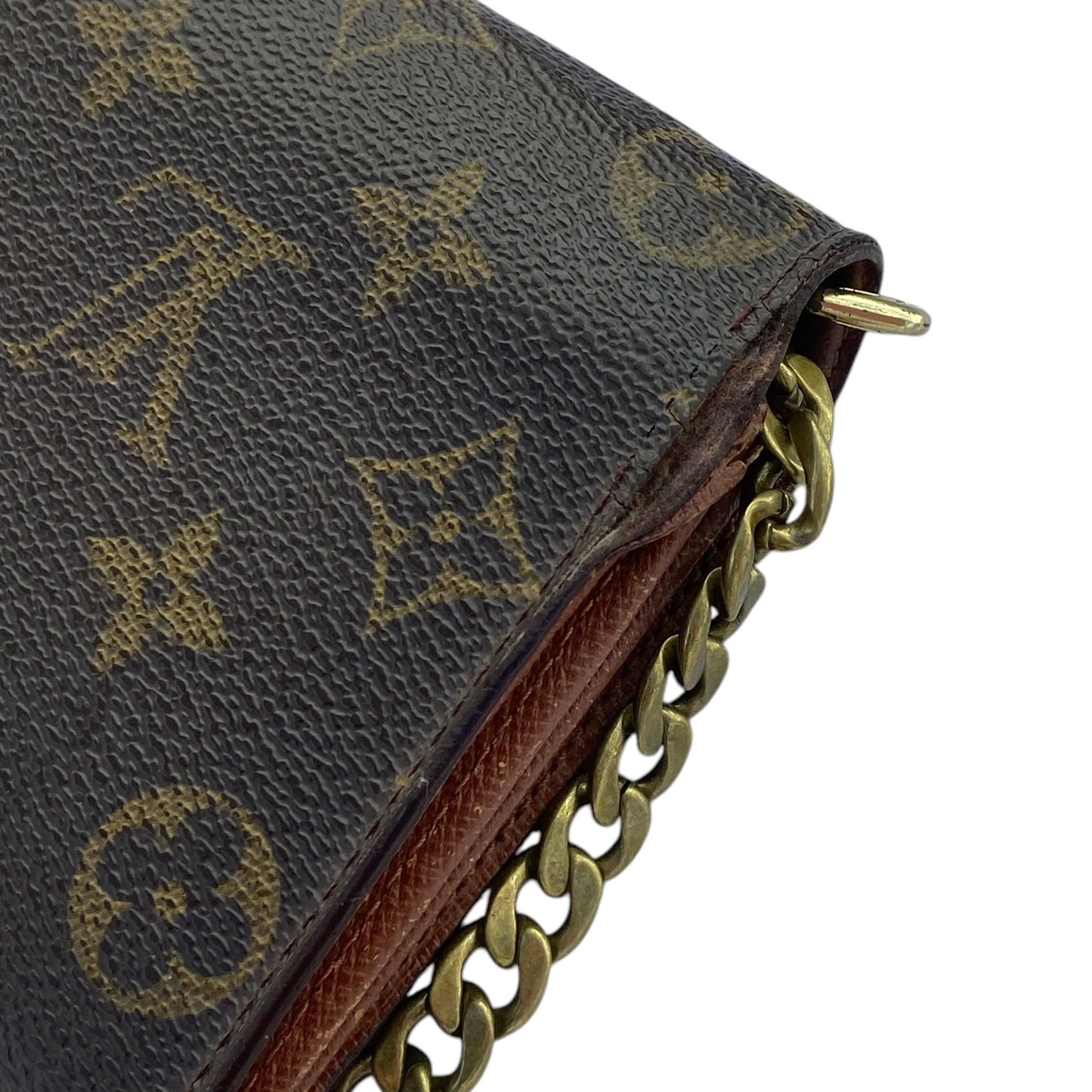 Louis Vuitton Monogram Sarah wallet 100% authentic with 3rd party detachable gold chain