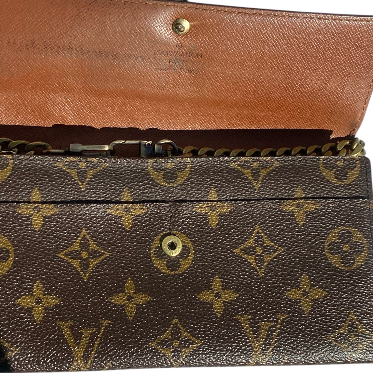 Louis Vuitton Monogram Sarah wallet 100% authentic with 3rd party detachable gold chain